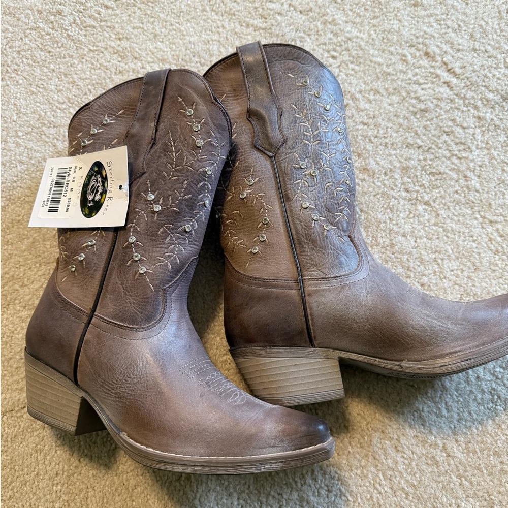Brown Embroidered Western Boots